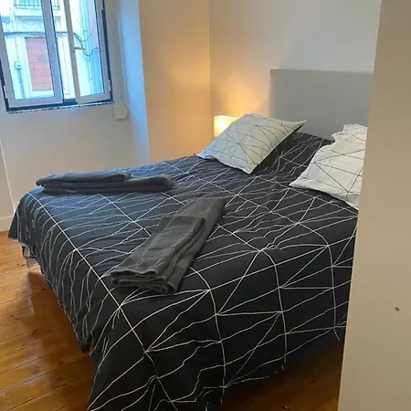 Apartament Apartamento T-2 No Centro De *